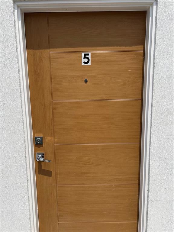 Foto del edificio - 1200 E Hibiscus Ave