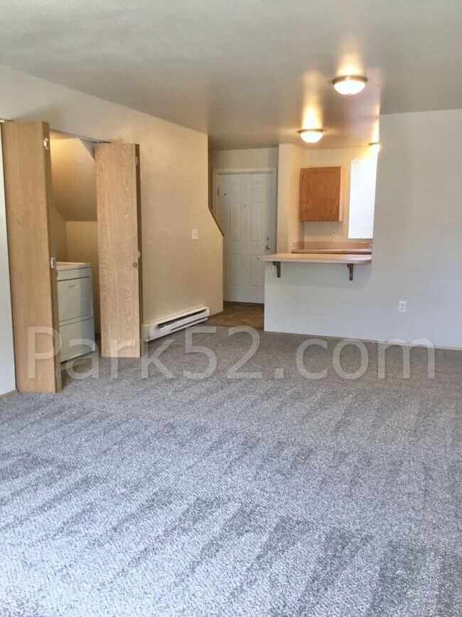 Foto del edificio - Tacoma Area 3 Bedroom Townhome