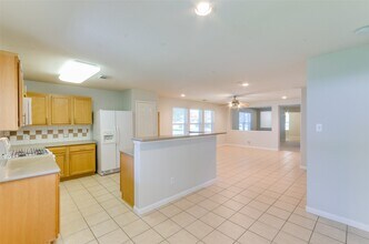 Building Photo - 3302 Legends Landing Dr