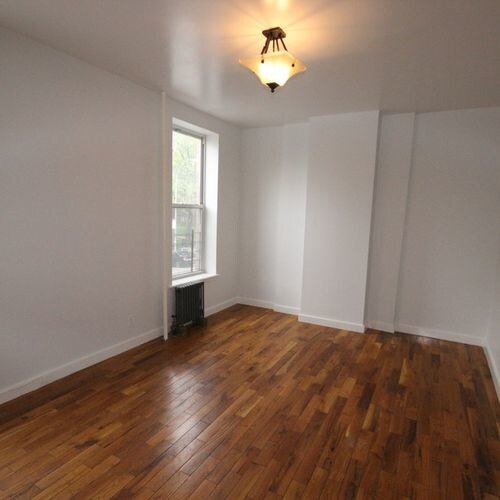 Building Photo - 1170 Park Pl