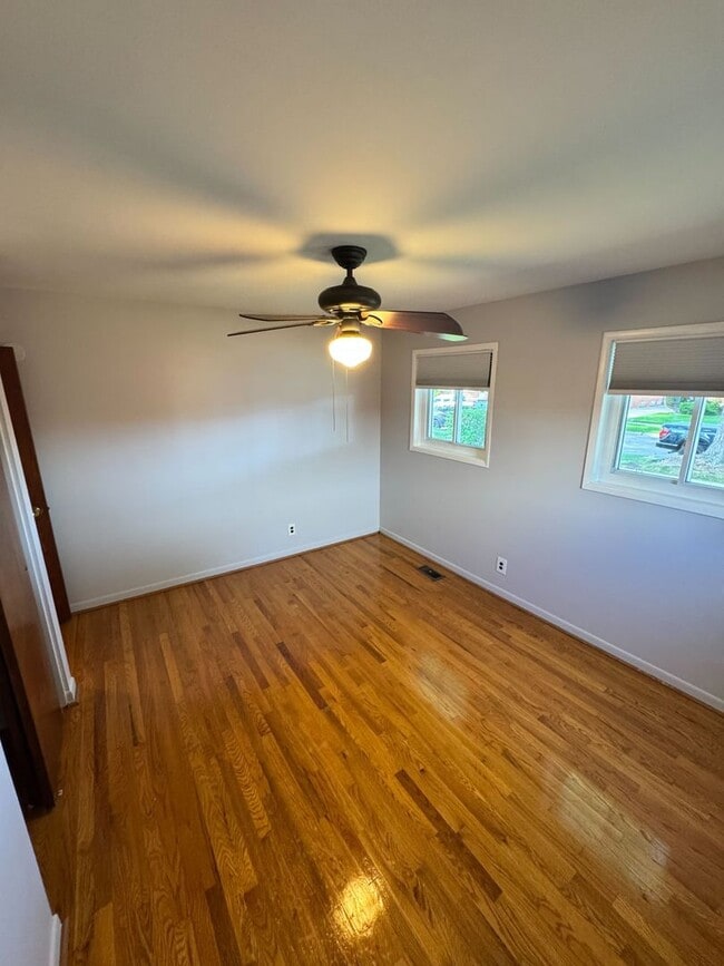 Building Photo - Charming Home in St. Clair Shores