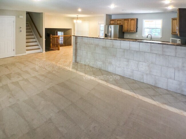 Building Photo - 7012 S Eudora St