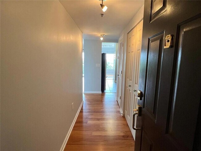 Foto del edificio - 275 13th St NE