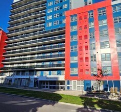 Building Photo - 258A-258A Sunview St