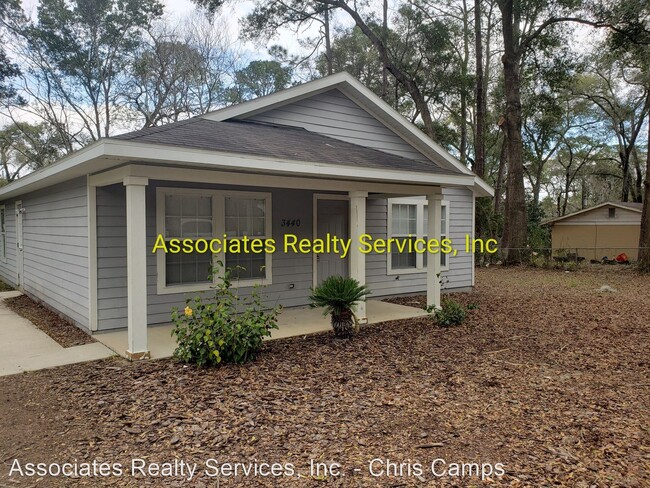 Building Photo - 4 br, 2 bath House - 3440 SE 19th Ave