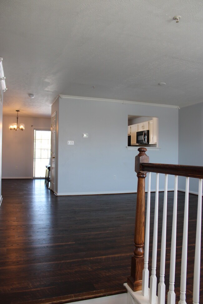 Foto del edificio - 280 Mike Dr