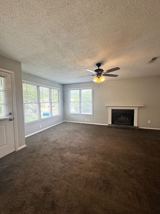 Building Photo - Available For Immediate Move-In!
