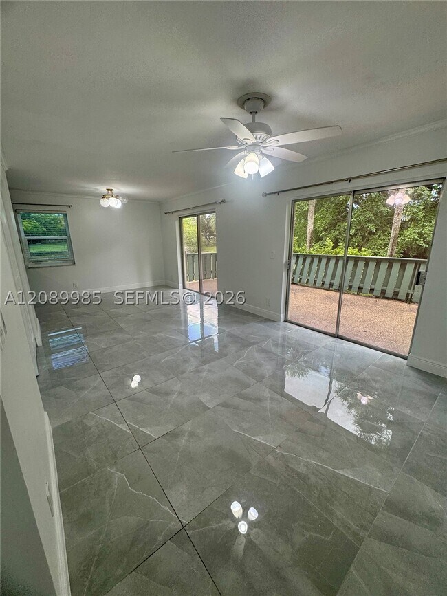Foto del edificio - 8921 NW 28th Dr