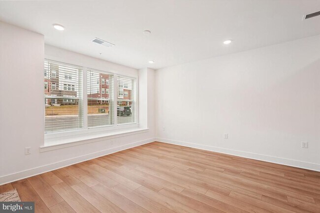 Foto del edificio - 19820 Lavender Dust Sq