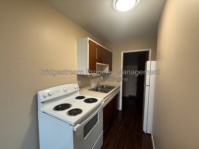 Foto del edificio - 1617 Barling Ave