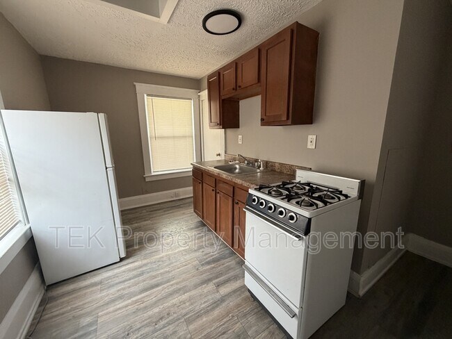 Foto del edificio - 355 Broadway