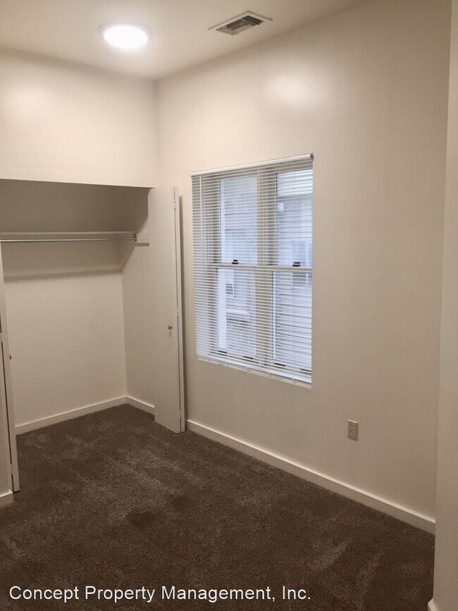 Building Photo - 223 E 3rd Ave