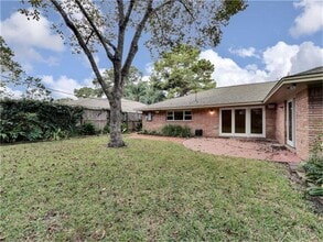 Building Photo - 4517 Tonawanda Dr Building Photo - 4517 Tonawanda Dr