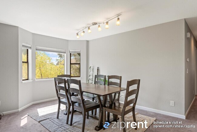 Building Photo - 604 San Conrado Terrace
