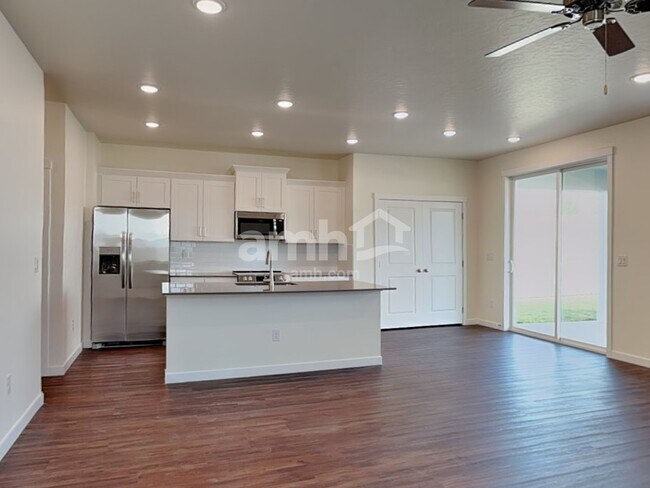 Foto del edificio - 9507 W Shumard St