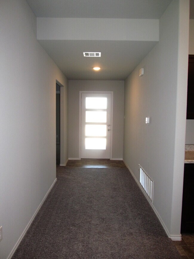 Foto del edificio - 3 BEDROOM, CONVENIENT TO SCOTT & WHITE