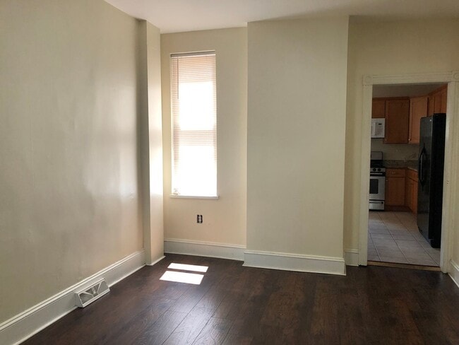 Foto del edificio - Fantastic 4 Bedroom/ 1 Bath Renovated Home...