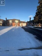 Building Photo - 37 Grassmere Crescent