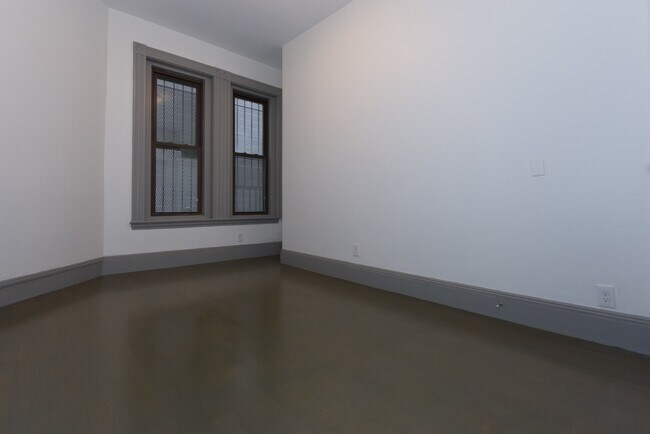 Foto del edificio - 10 Belvidere St