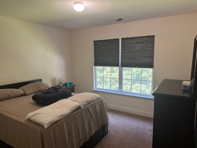 Foto del edificio - 25 Chauncey Ln