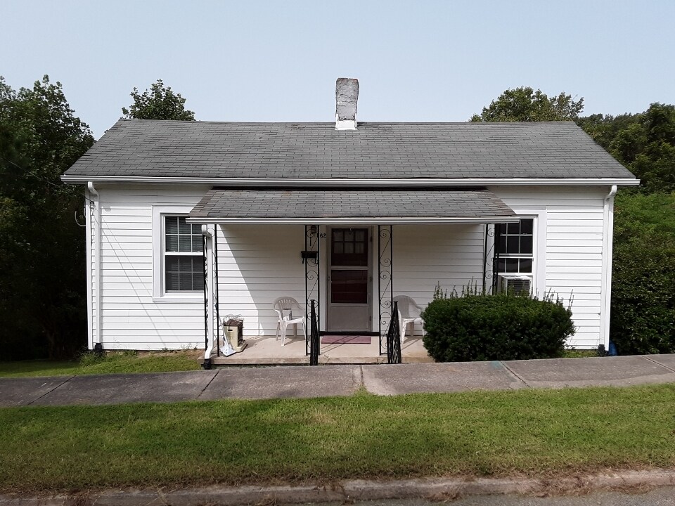 62 Milton Ave, Danville, VA 24541 House Rental in Danville, VA