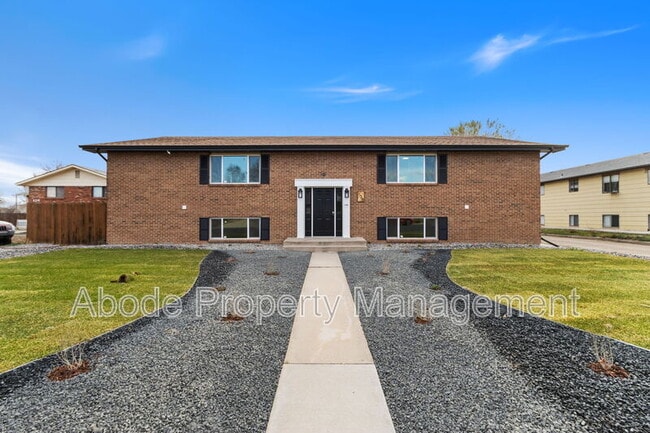 Building Photo - 138 Glenda Dr