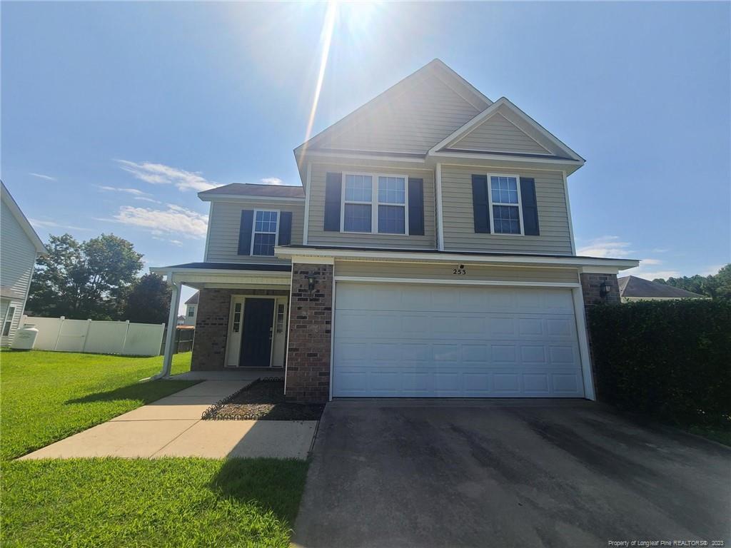253 Bennington Dr, Raeford, NC 28376
