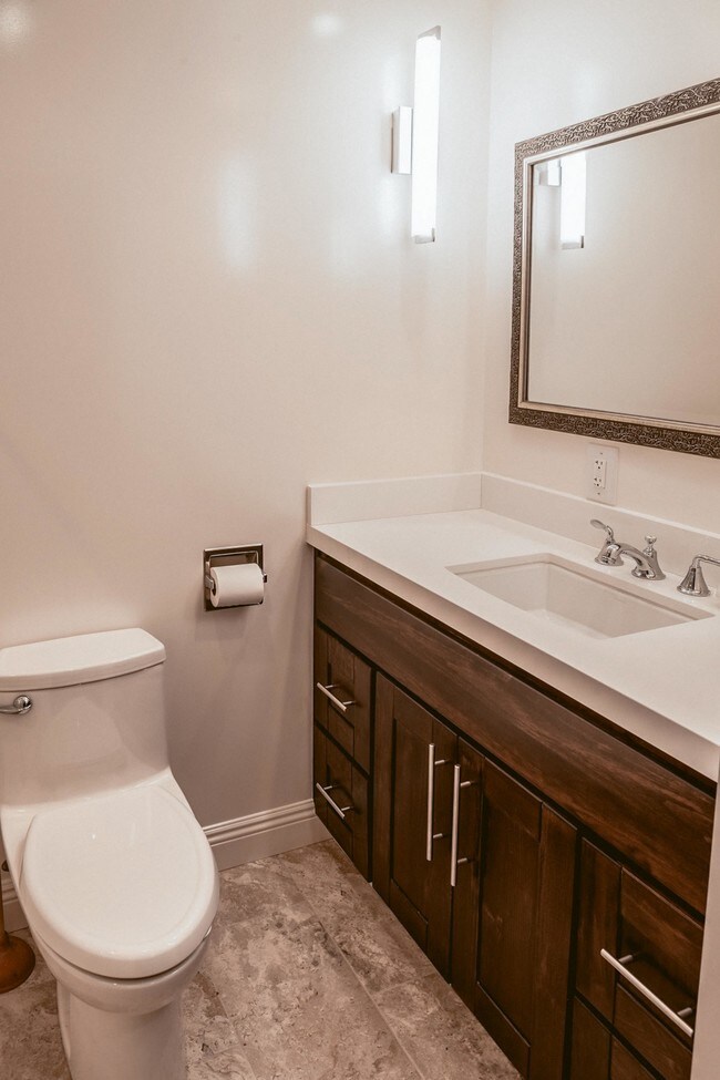 Building Photo - 1 bedroom in San Franciso CA 94116