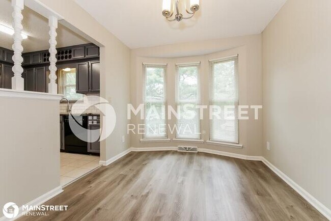 Foto del edificio - 10608 NW 59th Street, Parkville, MO 64152