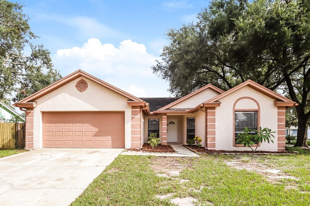 Primary Photo - 12114 Clearbrook Ct
