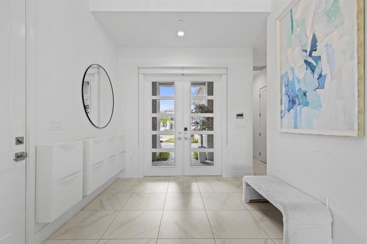 Foto principal - 12884 Wingspan Ct