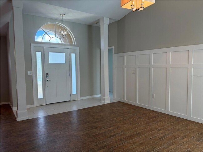 Building Photo - 5828 Sandy Pointe Dr
