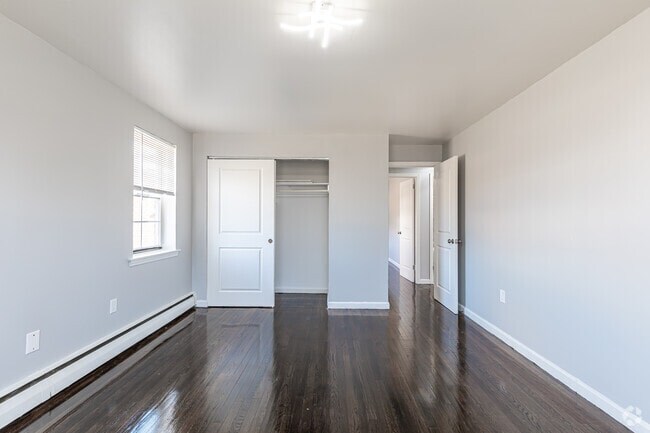 Foto del edificio - 72 Folly Brook Blvd