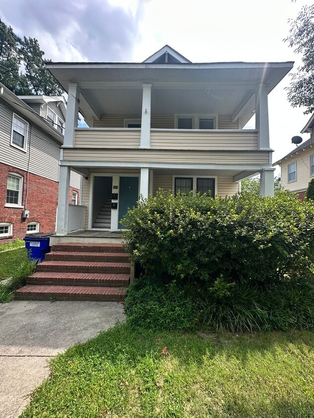 Photo - 527 Maryland Ave