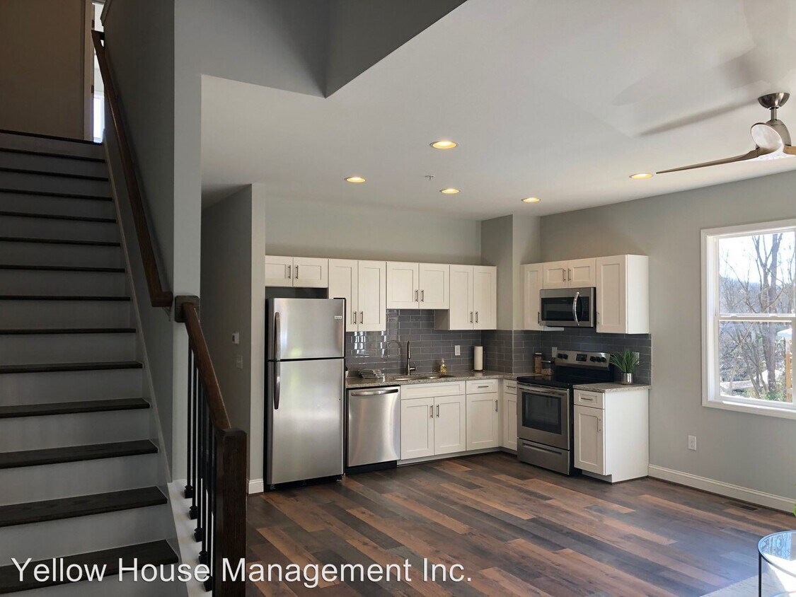 Foto principal - 214 Howell St