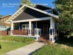 Primary Photo - 4 Bed 3.5 Bath House in Bozeman