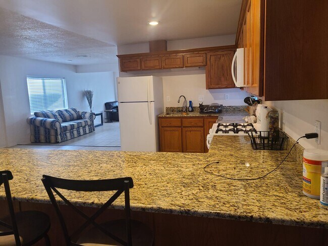 Foto del edificio - 5708 Piedra Rd NW
