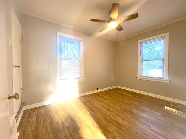 Foto del edificio - Recently Renovated 3-Bedroom Home in South City!