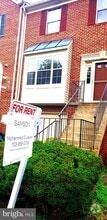 Building Photo - 5613 Glenwood Mews Dr