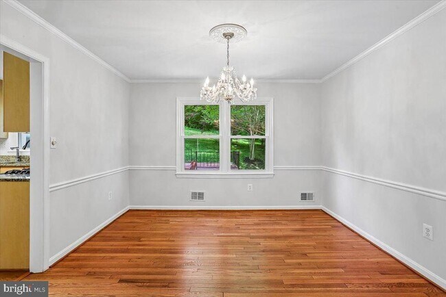 Foto del edificio - 9707 Stoneybrook Dr