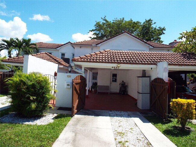 Building Photo - 3271 Coral Springs Dr