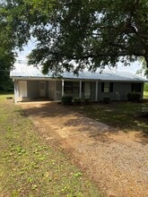 Building Photo - 20117 County Line Rd