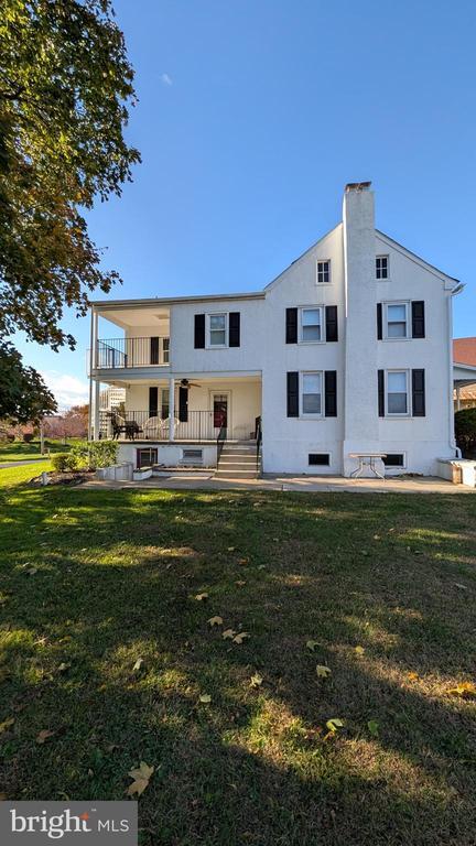 Foto del edificio - 302 Leidy Rd