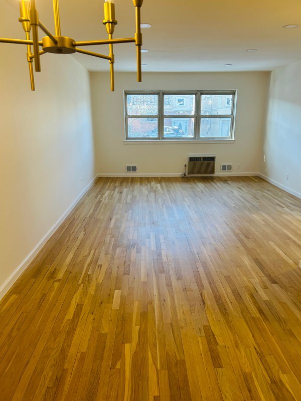 Foto del edificio - 2731 E 65th St