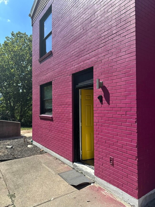 Building Photo - 701 Wilkinson Blvd