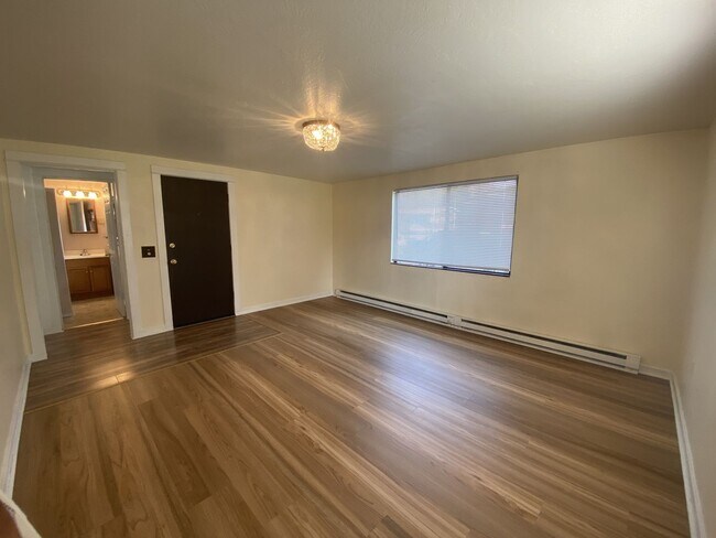 Foto del edificio - 525-525 N Markeson St