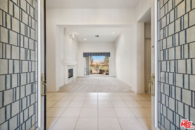 Foto del edificio - 78586 Kensington Ave
