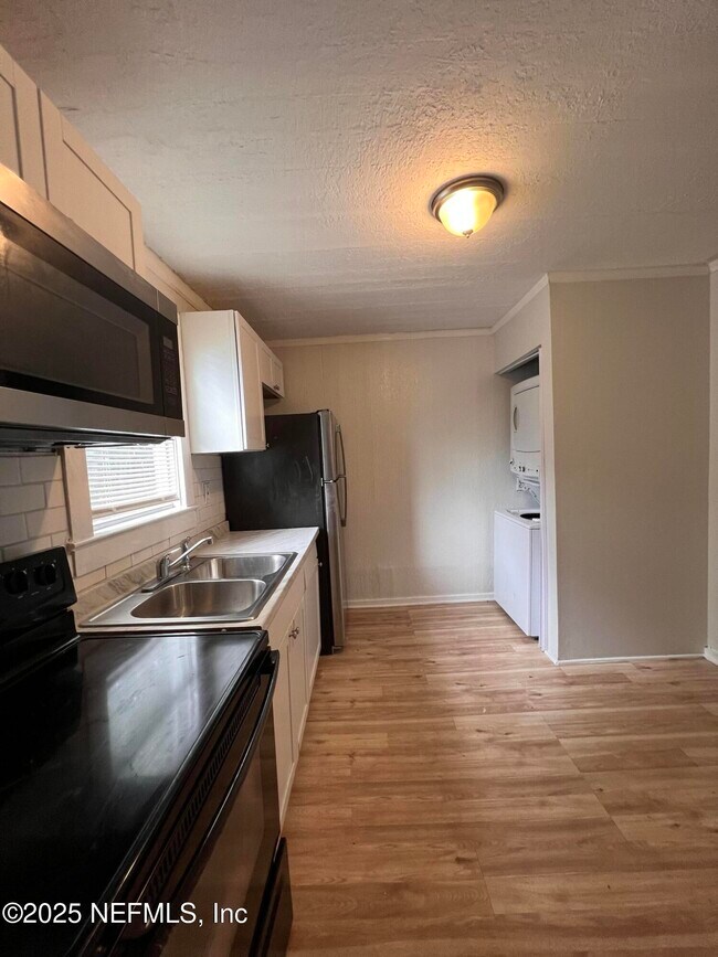 Foto del edificio - 1037 Maynard St