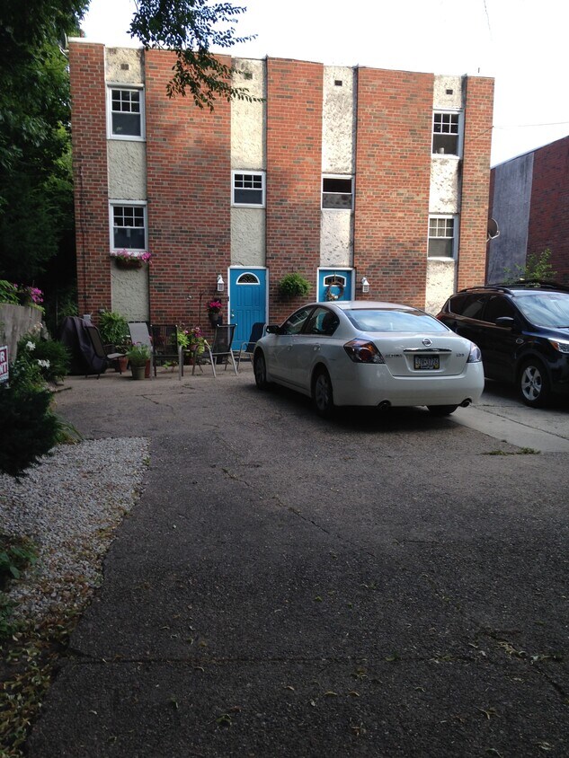 284 Osborn St Unit 1, Philadelphia, PA 19128 Apartments in