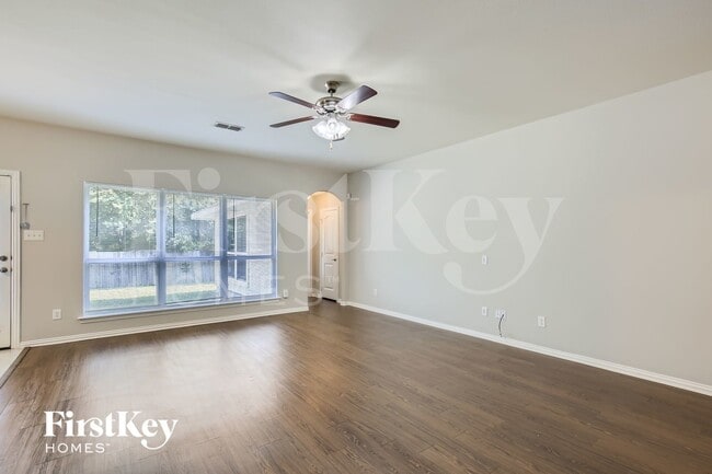 Building Photo - 278 Meadowcrest Dr